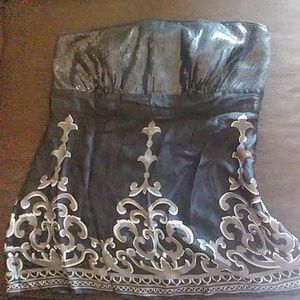 White House black market top